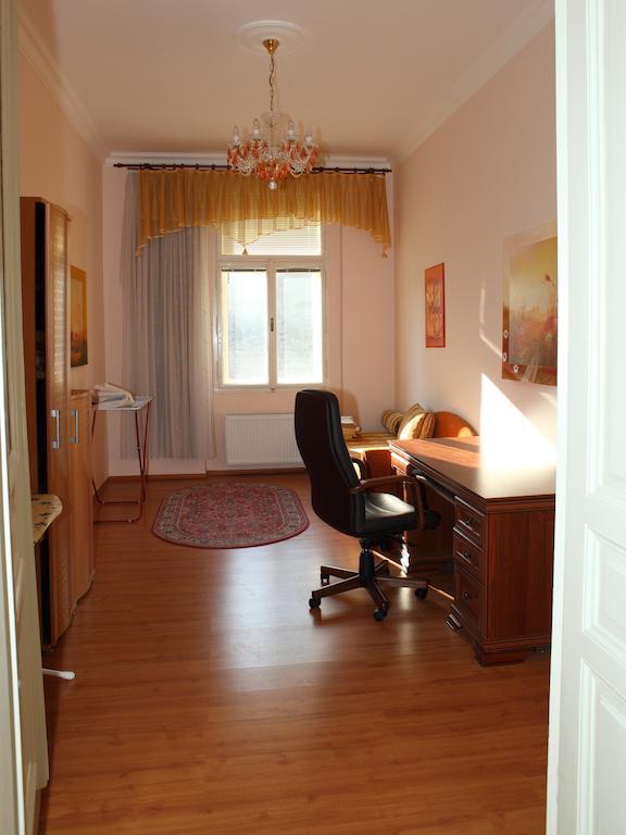 7K - Apartmany Lazenska Karlovy Vary Oda fotoğraf